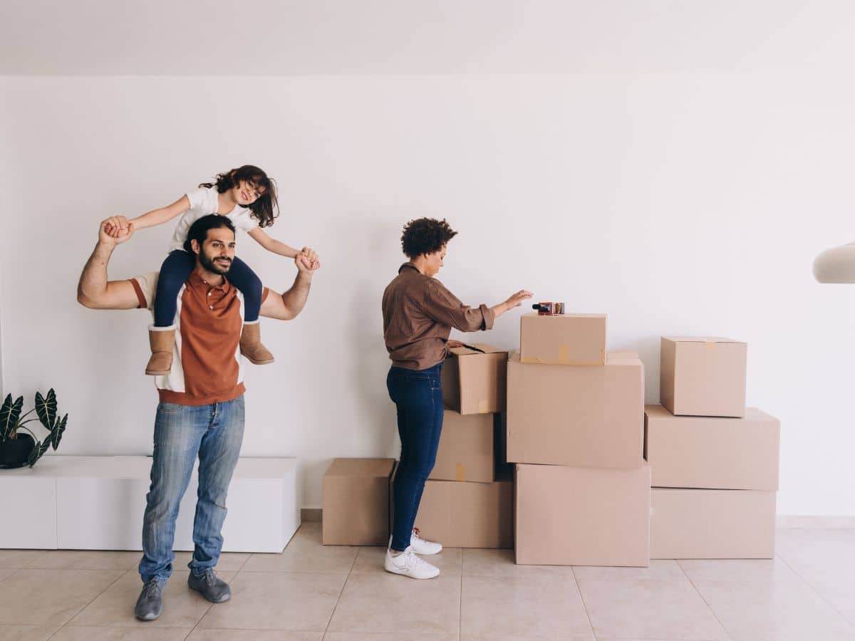 family moving in